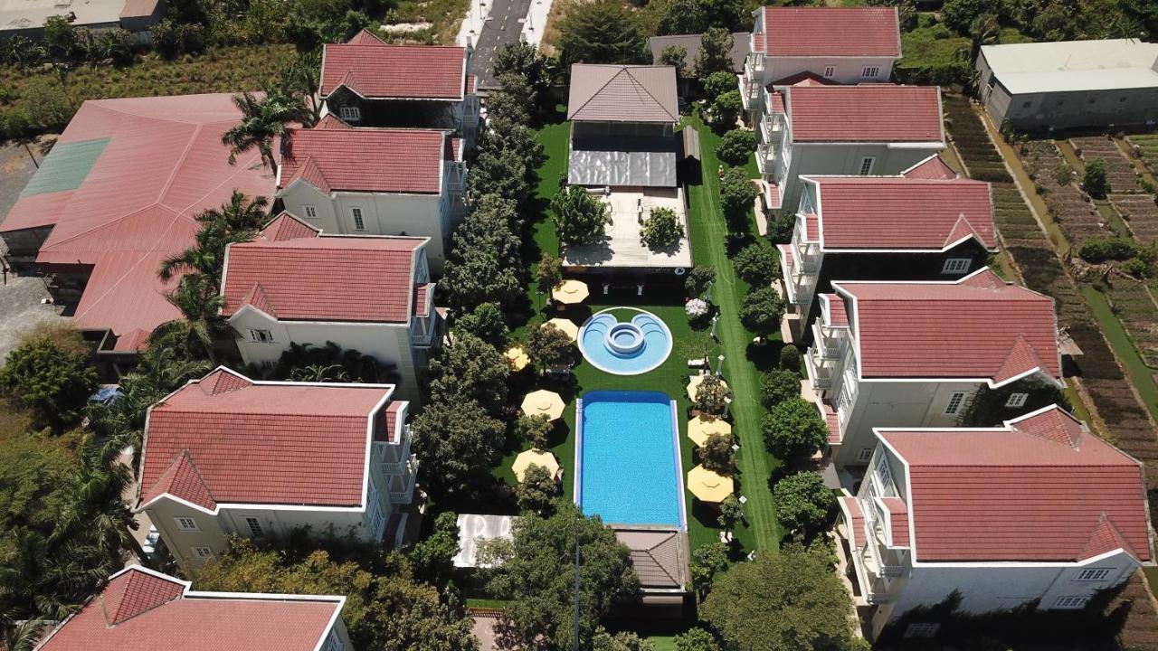 Toki Sai Gon Resort & Spa Thuan An Екстериор снимка